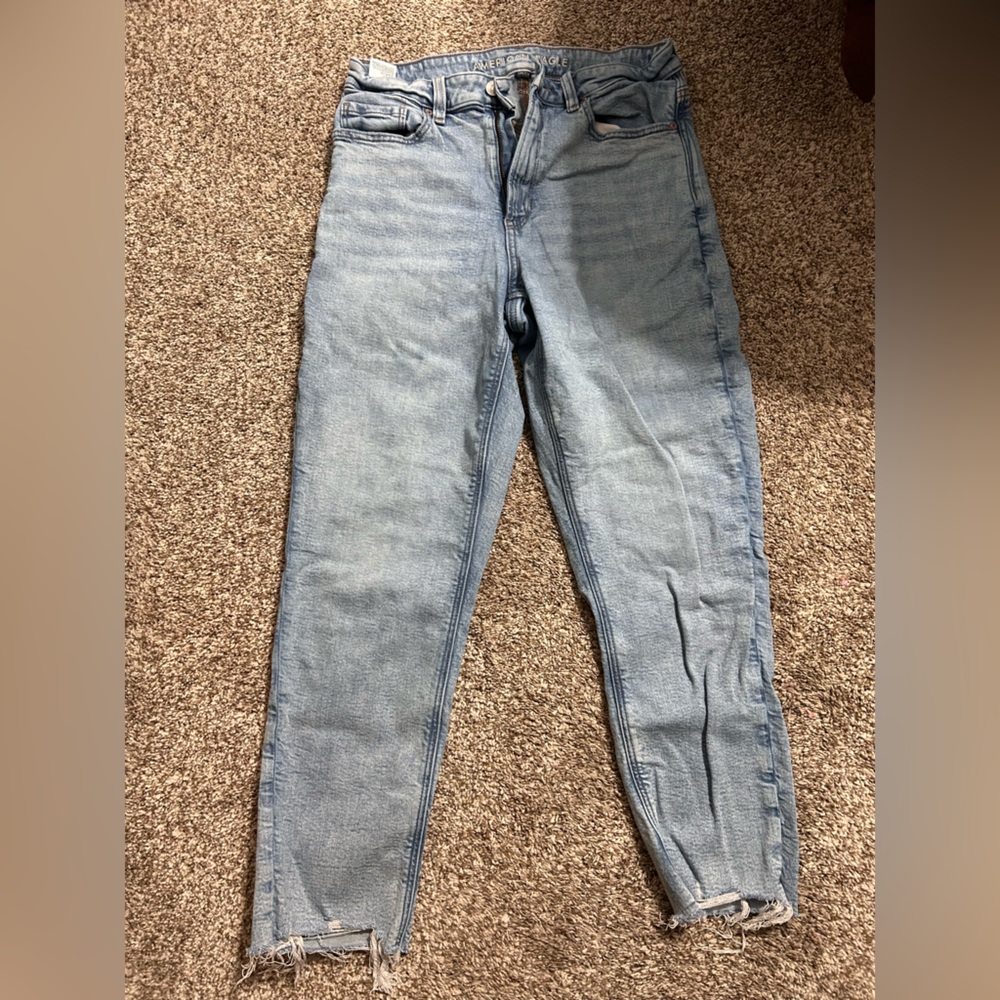 American Eagle Mom Jeans